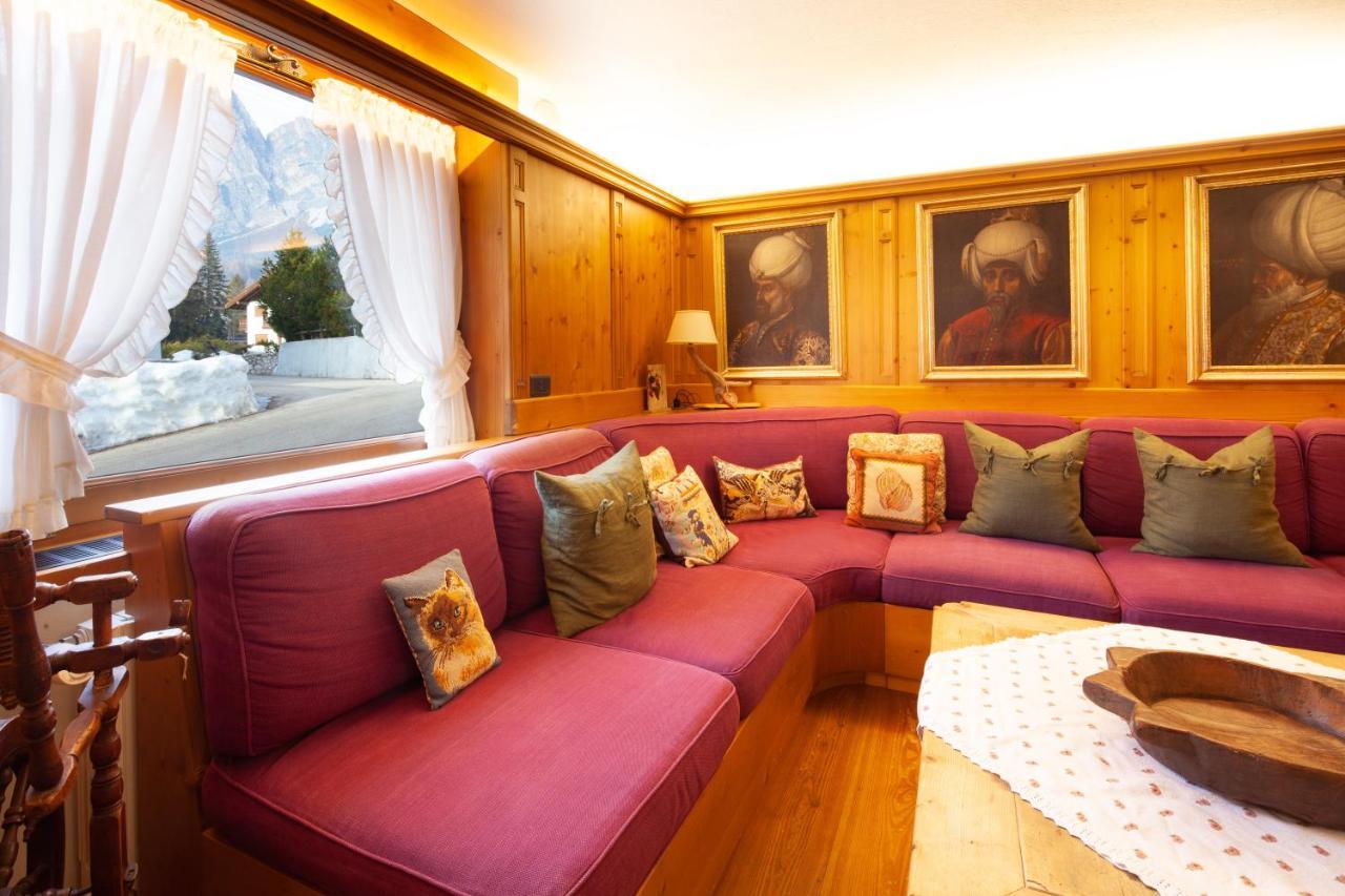 Casa Marmorata Lejlighed Cortina dʼAmpezzo Eksteriør billede